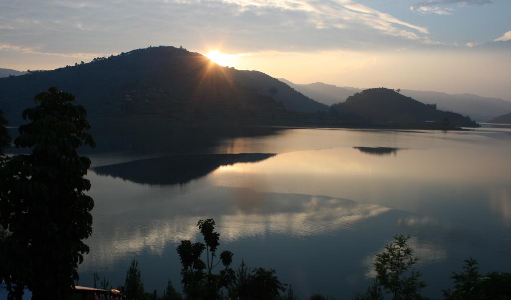 Amasiko Homestay Lake Bunyonyi Kabale Екстериор снимка
