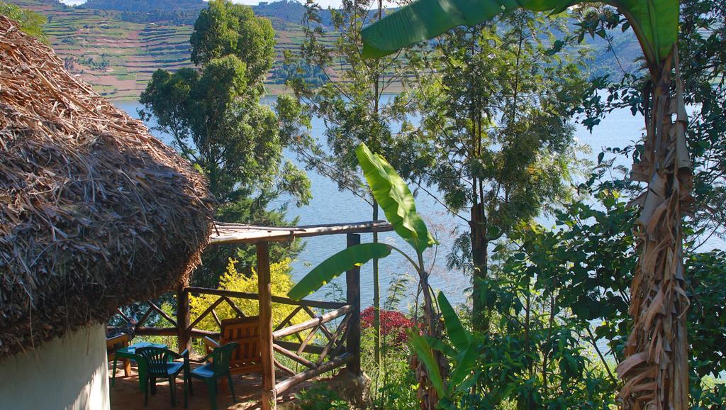 Amasiko Homestay Lake Bunyonyi Kabale Екстериор снимка