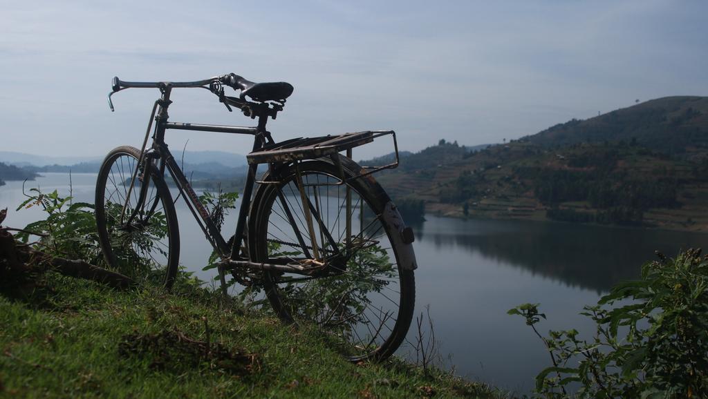 Amasiko Homestay Lake Bunyonyi Kabale Екстериор снимка